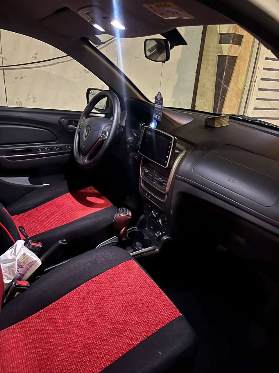 مكلف بل نشر ...للبيع فقط بدون مراوس بروتون SAGA موديل 2024 بعدها زيرو عل وضع الشركه ماشيه 3,000  قابل للزياده مكفوله كفاله عامه وبيها ضمان خمس سنوات من الشركه المواصفات:
1-حساسات خلفيه 
2-شاشه وسط 
3- كاميرا خلفيه 
4-مانع انزلاق 
5-  اقتصاديه محرك 1.4
6-تحكم صوت مقود 
7-تحكم مرايا جانبيه ..
وبعد بيها هواي مواصفات السعر  بلاش 17 مليون او 117 ورقه  وبيها مجال بسيط للطيبين مكاني الوزيريه او الاعظميه شارع المغرب ..للاتصال  غير متواجد عل الفيس او ماسنجر شراي اتصل ***********
