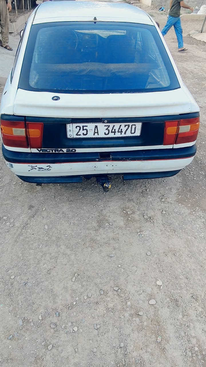 سلام عليكم اوبل فكتره موديل 1990مكينه 20 مشروع وطني سه نويه2030جديده سعر 33بي مجال ارقم ***********
