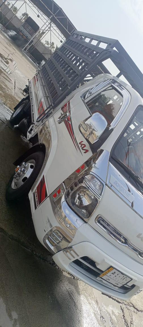 سلام عليكم كيا فحل للبيع مديل (2019 ) تبريد ثلج ⛄️ تدفئه رقم بغداد مداور ثاني يوم تخم تاير جديد صدر 
امامي خلفي جديد سيارة حلوه وجاهزه 
مكاني صلاح الدين قضاء بلد 
السعر 150 وبيها مجال قليل 
الاستفسار اتصل ***********
