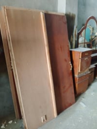 غرفة نوم • خمس أبواب • مستعملة