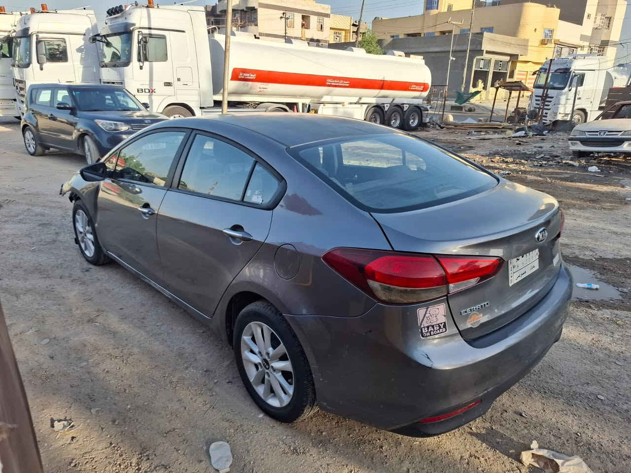 سلام عليكم لبيع كيا سيراتو موديل ٢٠١٧ رقم بغداد تحويل مباشرعله حادثهه كير مكينه سليمات سعرهه ٨٠ مكان سياره بغداد استفسار ***********اعتذر عن مراوس
