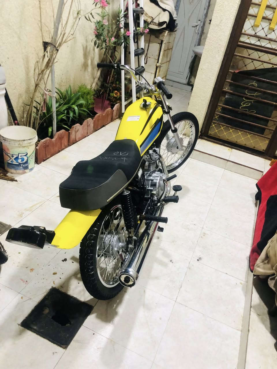 دراجه البيع تايكر مكينه درجه جهزه برغي ما نقصه مكفول من بوكه نظافه ونصبه سعر ٦٥٠بيه مجال قليل مكان جزيره *********** المو شراي لا تعبنه
