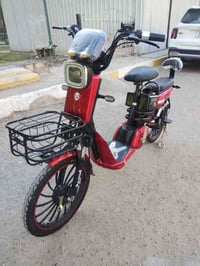 دراجه شحن حجم 20 نضيفه مابيه اي نقص السعر 250 الف العنوان بغداد الامين...