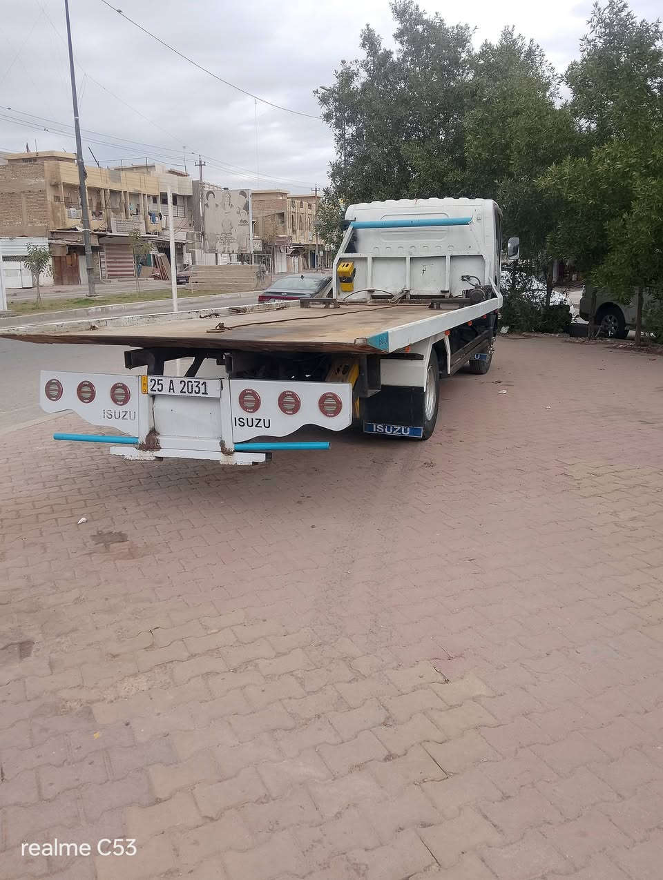 ازوزة للبيع كرين رقم كركوك انكليزي سنوية 2 طن
سطحية 3 جكات بدي اماراتي بلادي
مكاني بغداد 
السعر 190
***********
