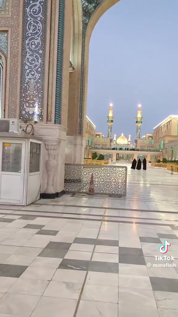 أن شاء الله زيارتنا يوم الخميس بعد صلاه العشاء إلى النجف الاشرف لزيارة الأمام والمقابر العوده بعد اكمال الزياره للحجز الاتصال *********** خدمة الزوار شرف لنا
