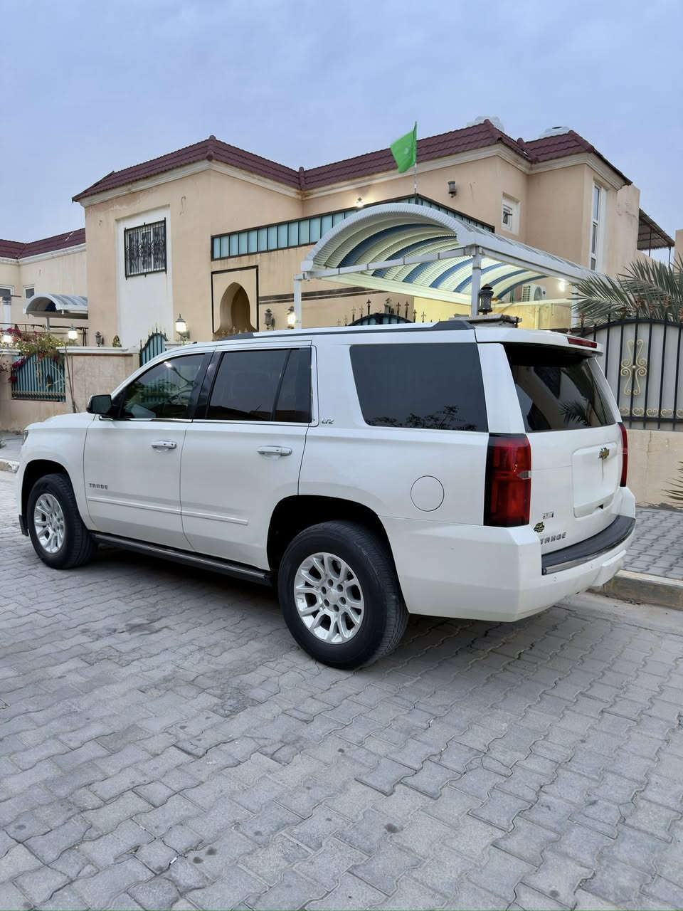 تاهو ادوات LTZ فول الفول
كفالة عامة كير محرك كشر دواخل /بدون كص بدون تبديل بدون تفصيخ

سيارة كلش حلوة ونظيفة

1.بصمة تشغيل 

2 ابواب 5 بصمات

3.تشغيل عن بعد 

4.سلايد روف

5.رادارات

6.تحديد مسار 

7.حساسات امامي خلفي 

8.نظام توقف ذاتي 

9.كامره خلفيه + كار بلي

10.تحكم ستيرن 

11.كروس سرعه 

12.نقطة 

13.نظام انزلاق 

14.كشنات كهرباء 

15.تدفئه وتبريد كشنات سايق وراكب 

16.كشنات خزن ميموري

17.كشن هزاز

18.كشنات جلد عسلي 

19.مري شفط 

20.قاصه

وبعد بيها هواي مواصفات معروفه

متومه طبق الاصل بيها ارقام شمالي وسنوية شغل درجة اولى 

العنوان النجف

السعر 180$

الاتصال ***********
