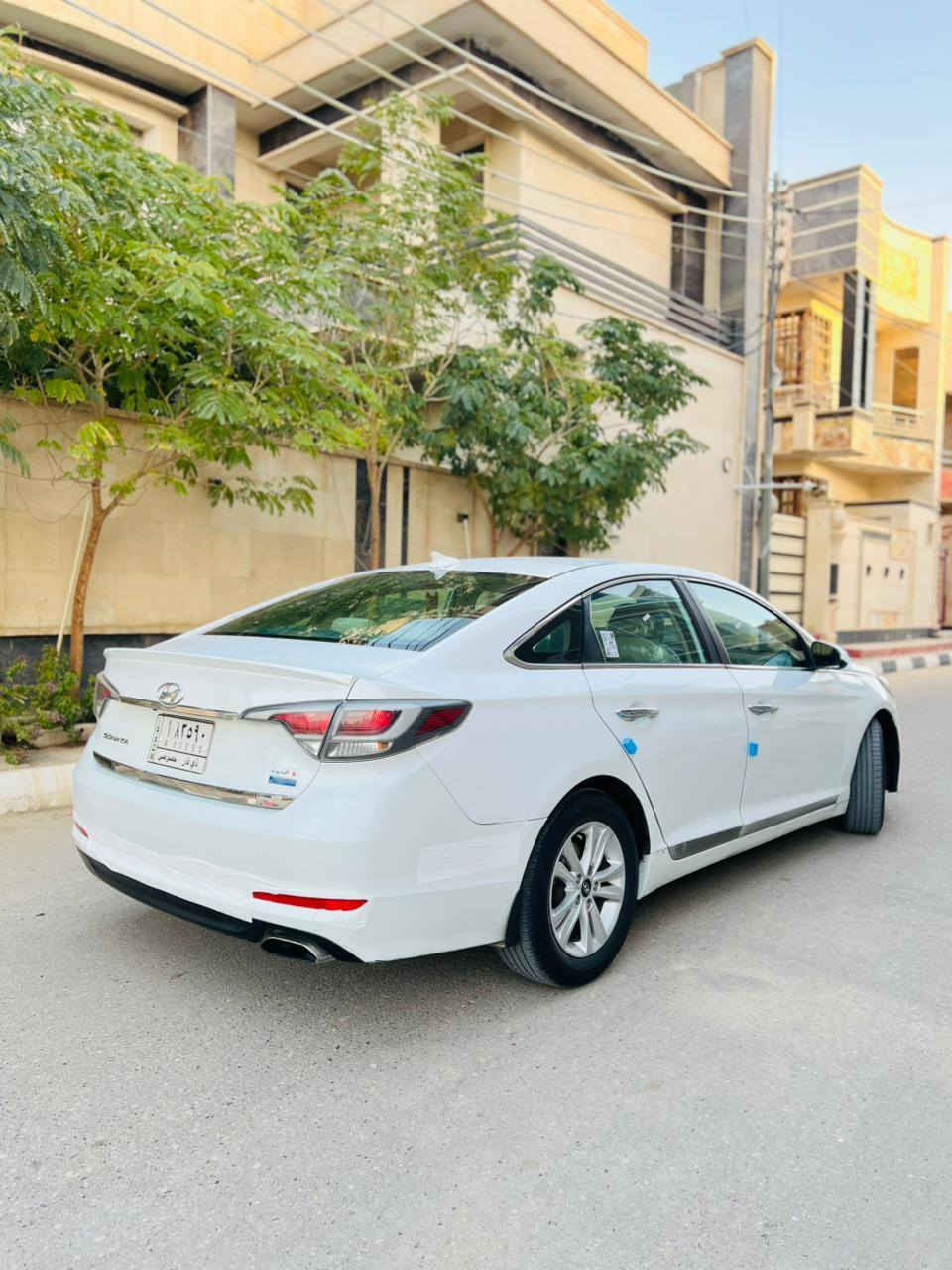 السلام عليكم ورحمة الله وبركاته.                            هوندآي سوناتا 2015 ذي قار حره تحويل مباشر 
وارد امريكي حادث تبديل جاملغ امامي وصبغ بنيد وباب  سياره جديده استخدام شخصي  سياره احله من صوره مكينه 2400  مامفتوح شرط الفحص موصفات حلوه نص فول السعر 113 وبيه مجال الشراي 
مكاني ناصريه مركز                                                   اللاًستفسار اتصل.   ***********
