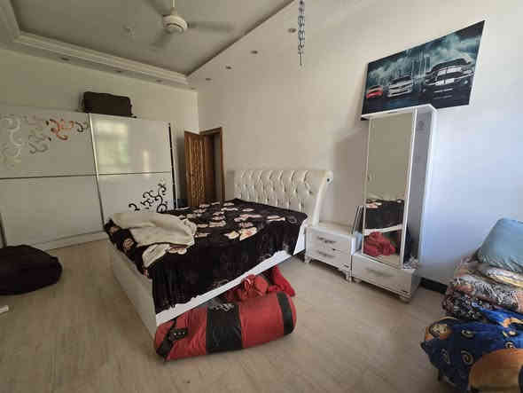 غرفة نوم تركي اصل ثقيله
كنتور وسرير و٢کومدي وميز تواليت و كنتور اضافي ملحق وزويه 
مستخدمه ونضيفه 
البيع لاغراض الانتقال 
بسعر كلش مناسب ٩٥٠ الف فقط 
المكان كربلاء 
***********
