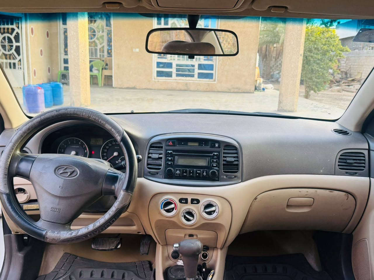 اكسنت خليجي ٢٠١١ داخل لون ابيض 
اكسنت خليجي ٢٠١١  رقم بغداد انكليزي بسمي سنويه وهزة وفحص لل٣١ مكينه ١٦٠٠ بلاد مجاول بدون ظربه اوتبديل صبغه اولى ماكو معجون مكاني بغداد سعر ٩٨ 
***********
