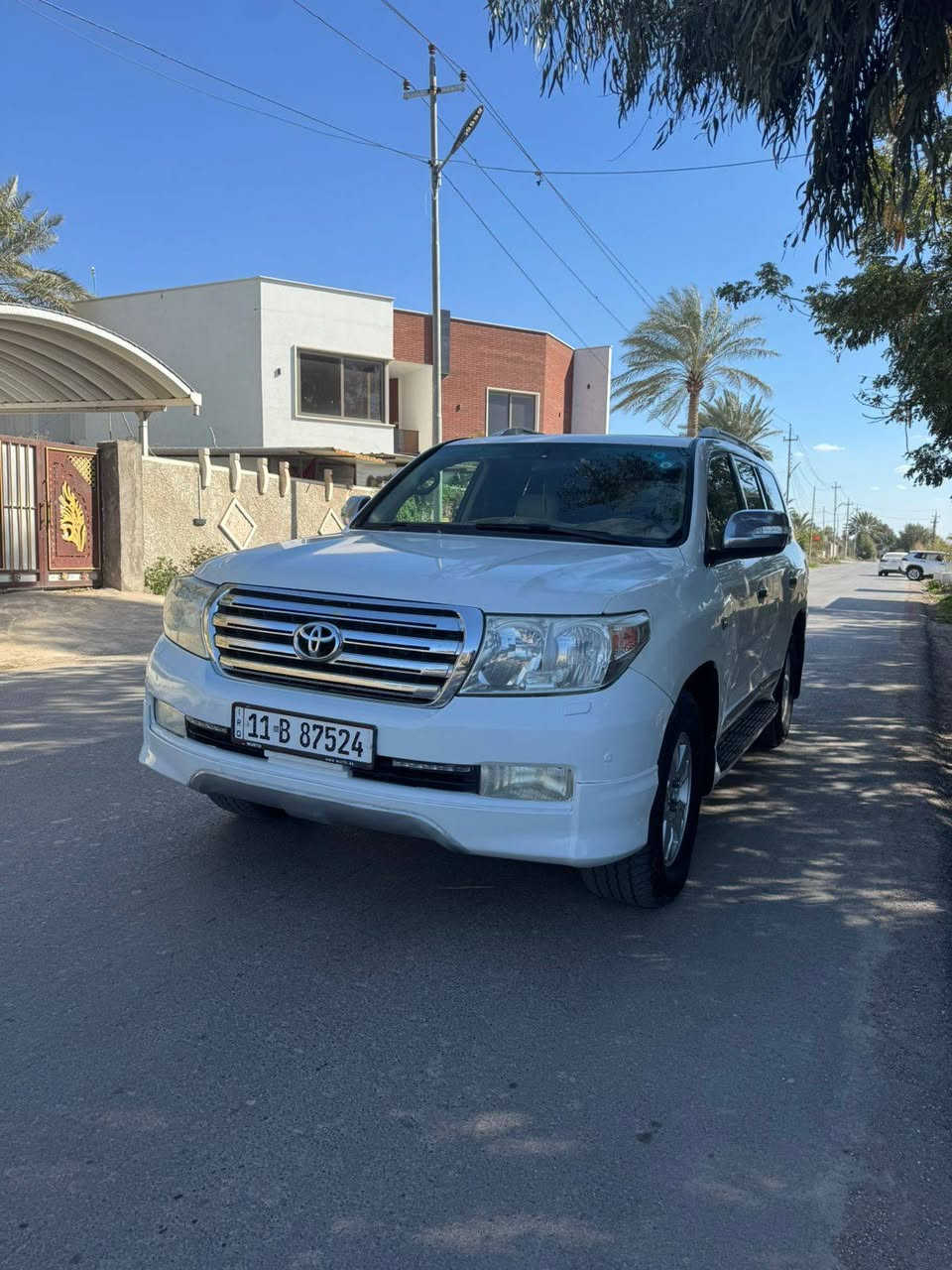 السلام عليكم لاندكروز ستينيه موديل 2011 رقم بغداد انكليزي بسمي فول مواصفات كفاله عامه عدا بارد الجاملغ الامامي والسونار مرفق السعر 308 مكاني بغداد رقم الهاتف ***********
