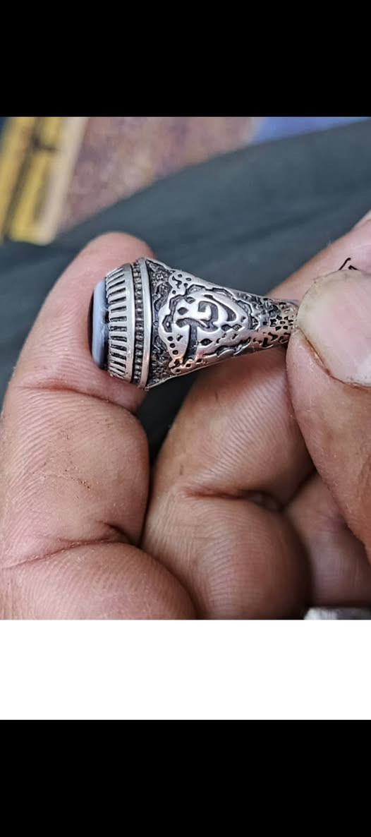 السلام عليكم ورحمة الله وبركاته خاتم جزع للبيع المكان بغداد


**إذا كنت صاحب هذا الإعلان وتريد حذفه لأي سبب، رجاءا أرسل رسالة إلى الدعم الفني**