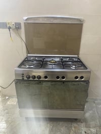 طباخ • نضيف • للبيع