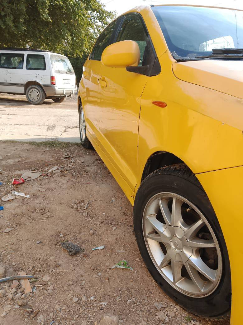 سلام عليكم ورحمه شيري فلاوين لبيع
2011كير مكينه جديده صدر خلفي أمامي جديد تخم تاير باتري جديد كهربائيات شغاله كله شاشه دخم سماعه بلوتوث وكاله عامه بسمي مكاني دوره شارع محكمه سفسار على رقم تلفون *********** سياره حلوه جاهزه من كلشي سياره حلوه وجديده
