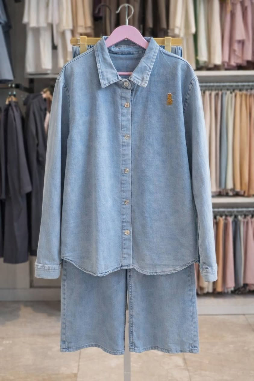 ✨ سوت ربيعي جينز يخبل ✨
إذا تحبين الستايل الناعم والمرتب بنفس الوقت… هذا السوت اختيارچ الصح 😍
👔 قماشة جينز خفيفة وناعمة كلش
🌸 مناسب للربيع وعملي للمشاوير والطلعات
👌 قصة مرتبة ومريحة بالحركة
💫 يطلع ستايل أنيق وبنفس الوقت يومي
🔥 سعره بس 20 ألف بدل 25 ألف 🔥
📦 يتوفر شرط الفحص قبل الاستلام لراحتچ واطمئنانچ
للحجز والاستفسار خاص 💌
لا تضيعين الفرصة ✨


**إذا كنت صاحب هذا الإعلان وتريد حذفه لأي سبب، رجاءا أرسل رسالة إلى الدعم الفني**