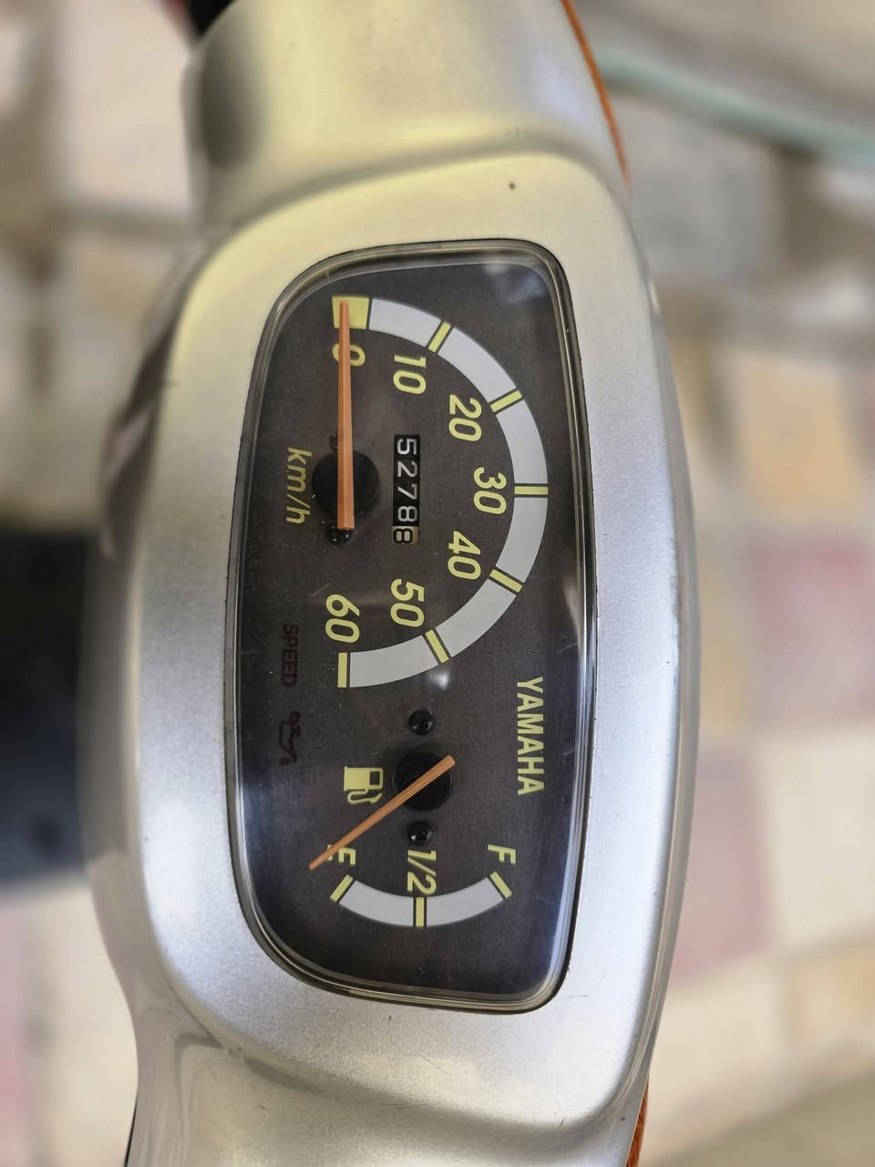 السلام عليكم دراجة منغولي مفتوحة نضيفة كامله سعر ٤٠٠ مكاني ناصرية مركز ***********
