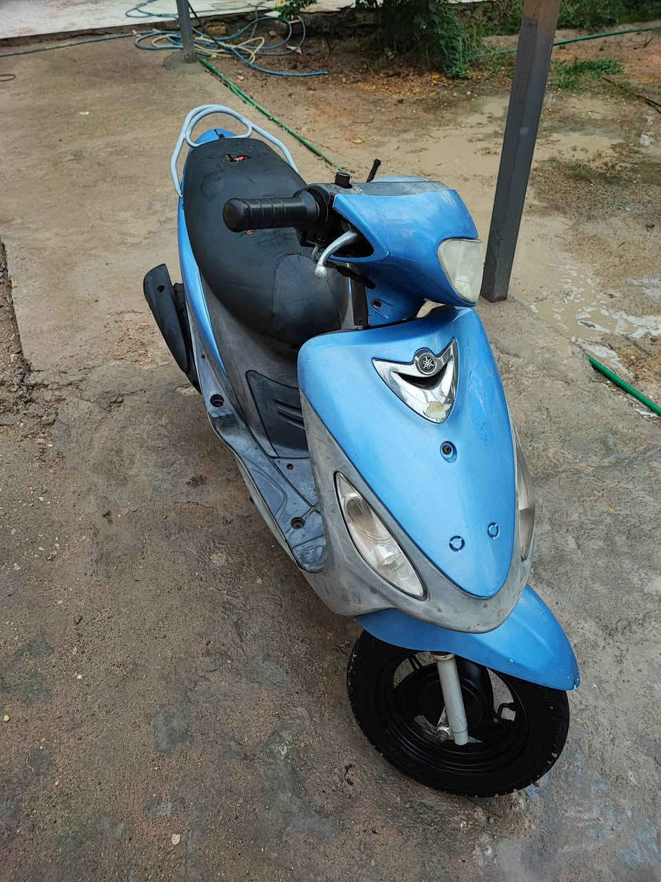 سلام عليكم دراجه ماكس منغولي بوشه 50 بلاد دراجه مفتوحه بس ولفات
قفل ستيرن 
قفل جنطه 
كهربائيات كله شغاله شلع قلع 
توني مبدل دهن محرك و اكسل (كير) 
عداد سرعه وبانزين  اشاير 
كفراته ختم واحد 
سعر 600 وبيها مجال مكاني مركز ناصريه وتساب ***********
