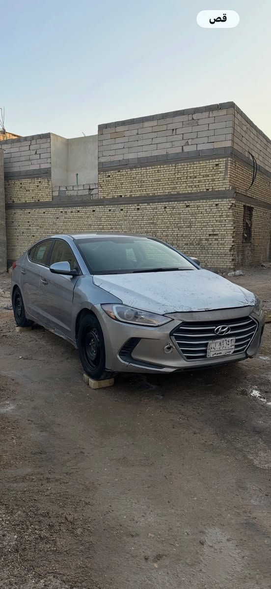 هيونداي النترا (Hyundai Elantra)
 الموديل: 2017
 اللون: رصاصي مميز (سلفر)
 المحرك: 2.0L دوش (اقتصادي وقوي)
 التحويل/السنوية: [ميسان سنوية منتهية تحويل  ثاني يوم ]السيارةرادلها ترتيب شوية 

 السيارة وارد أمريكي، حادثها جامغ وبنيد الضربه لا واصله  لغد ولا شاصي  وبيها بارد بالباب العبري امامي ربع الباب 
 وجود ضربة خفيفة بالدوسة موضح بالصور. وشخط بالباب كما موضح بالصورة  
 المظهر الخارجي للسيارة حلو ومرتب وما مؤثرة على مشيها.
الميكانيك والكهربائيات:
 مكينة وتبريد ثلج وصدر كله تمام.
 السيارة بيها "عتة خفيفة بالكير " (يحتاج لها تشييك أو سورتة جير) والبيع على وضعها الحالي والسعر 85 وبيها مجال 

العنوان البصرة التنومه 📍
***********
