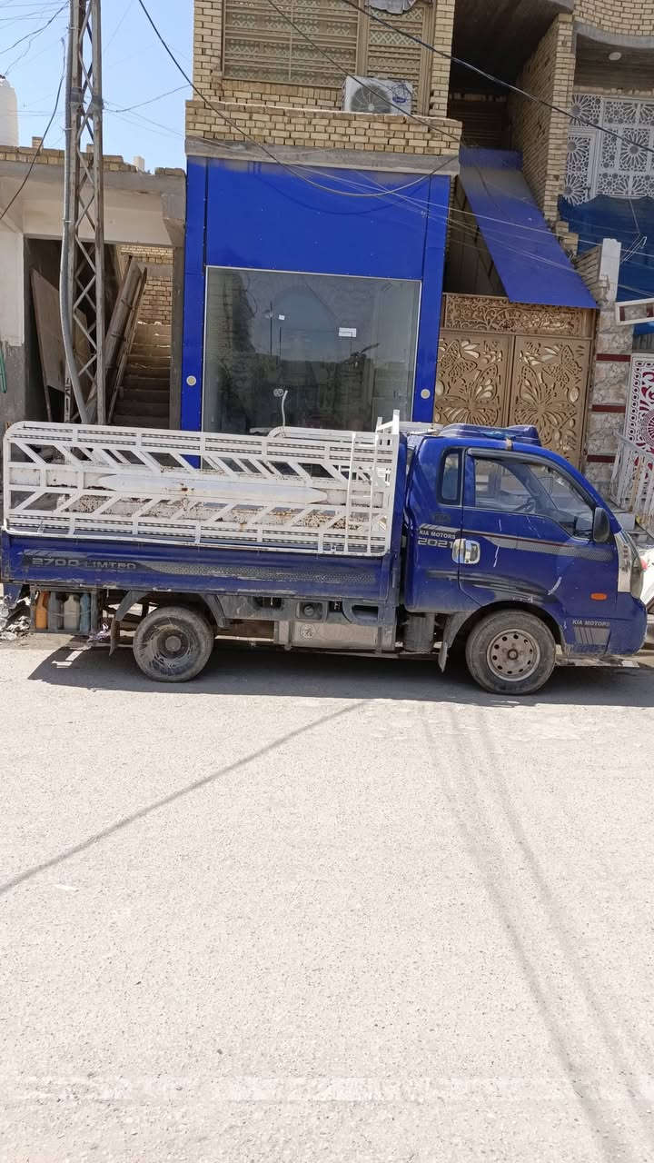 سلام كيه حمل موديل 2006للبيع سياره جاهز مانقصه اي شي مكفوله اصوليات وعيب شرعي مكينه 3000مفتوح السعر 72وبيه مجال بسيط مكان ناصريه مركز ***********
