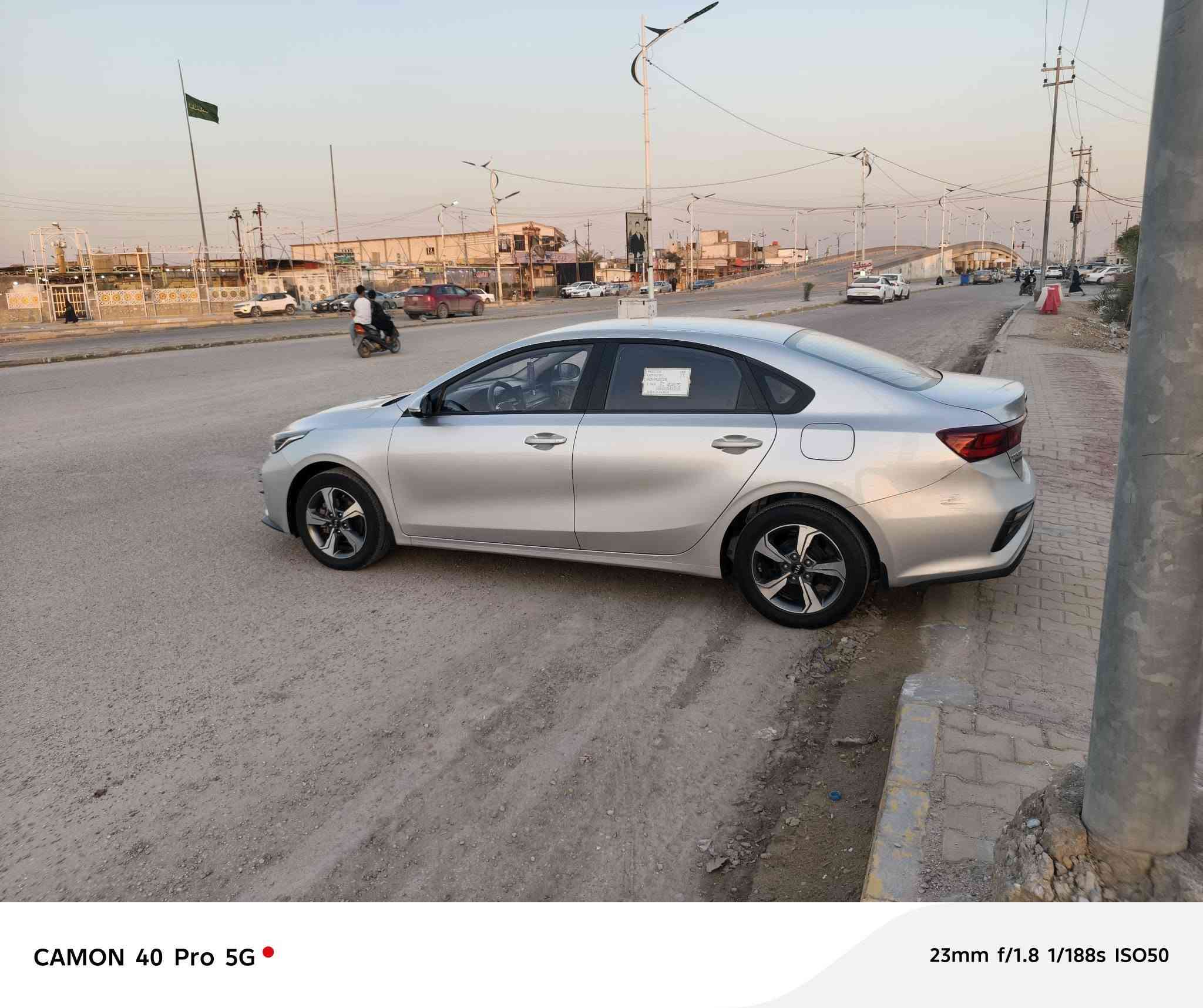 سلام عليكم
سيراتو خليجي موديل ١٩
سياره جديدة نص مواصفات
مكفوله وسونار يمك بلمنشور
تحويل مباشر ماشيه ١٦٠
مكان سياره الرميثه
السعر ١٤٧
***********
