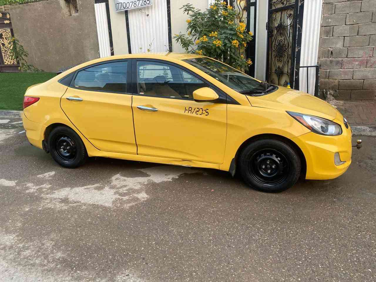 السلام عليكم اخوان اكسنت رقم بغداد الجديد  2013للبيع وارد أمريكي حادث جاملغ وبنيد المكينه بيه تنقيص بسيط السعر 80بيه مجال بصيط للإستفسار ***********
