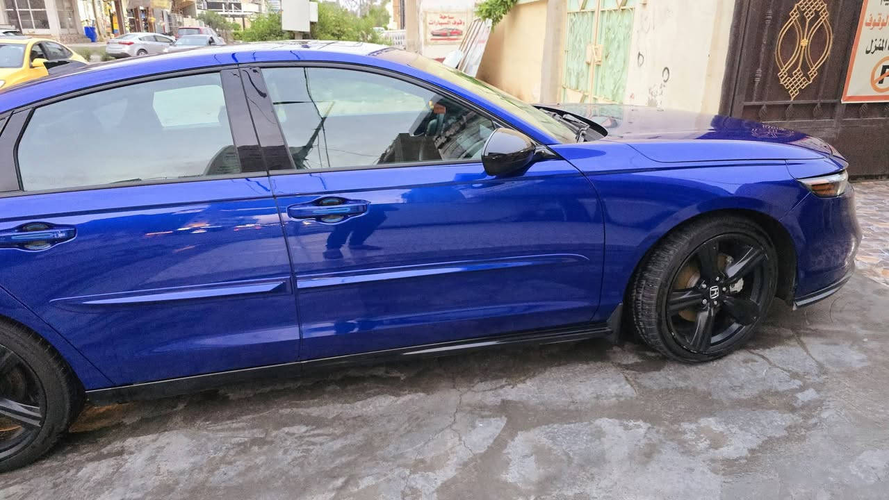 سلام عليكم ورحمة الله وبركاته .
هوندا اكورد 2023 SPORT L للبيع
ماشية 48000 ميل تقريبا 78000 كيلو 
السيارة بدون صبغ بيه بارد بالبنيد ، طاك بيه ايرباك ستيرن وبردة . 
السعر 178 ورقة .  
السيارة نظيفة وحلوة مال جني وسعره مناسب في ضل الكمرك الجديد .
صور الضرر مع المنشور استبدال دعامية امامية فقط وتعديل البنيد عالبارد .
للتواصل ***********
