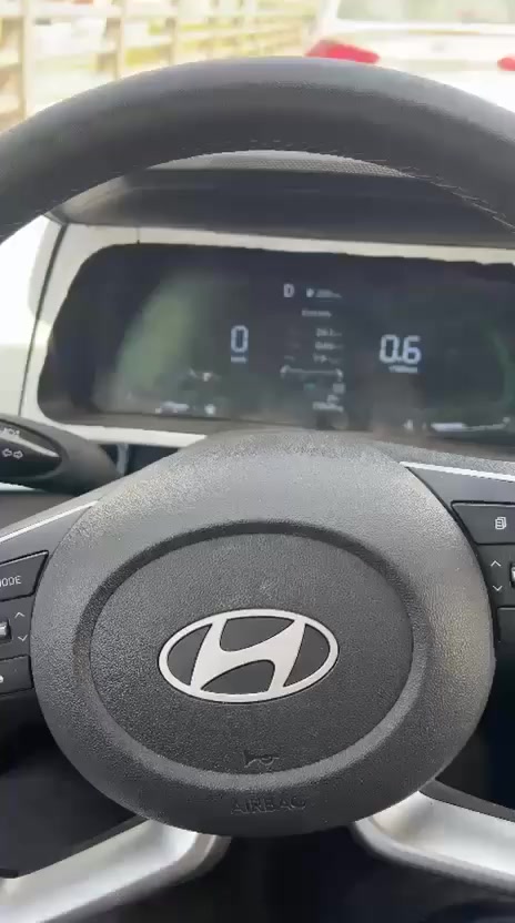 سلام عليكم. النترة 2025 تجميع صيني  للبيع.   ماشيه 19ااف بيه صدعه صغيره بجاملغ الورة   التفاصيل.  اتصل  
***********
