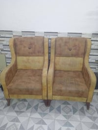 تخم • كراسي