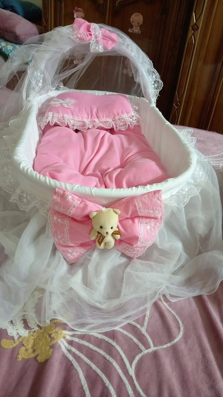 كركوت طفل الواحد ب٣٠ قفل استعمال اقل شهر  جدا نضيفات والله مكان حله 
سبب البيع اشتريت جربايه طفل حجم كبير.


**إذا كنت صاحب هذا الإعلان وتريد حذفه لأي سبب، رجاءا أرسل رسالة إلى الدعم الفني**