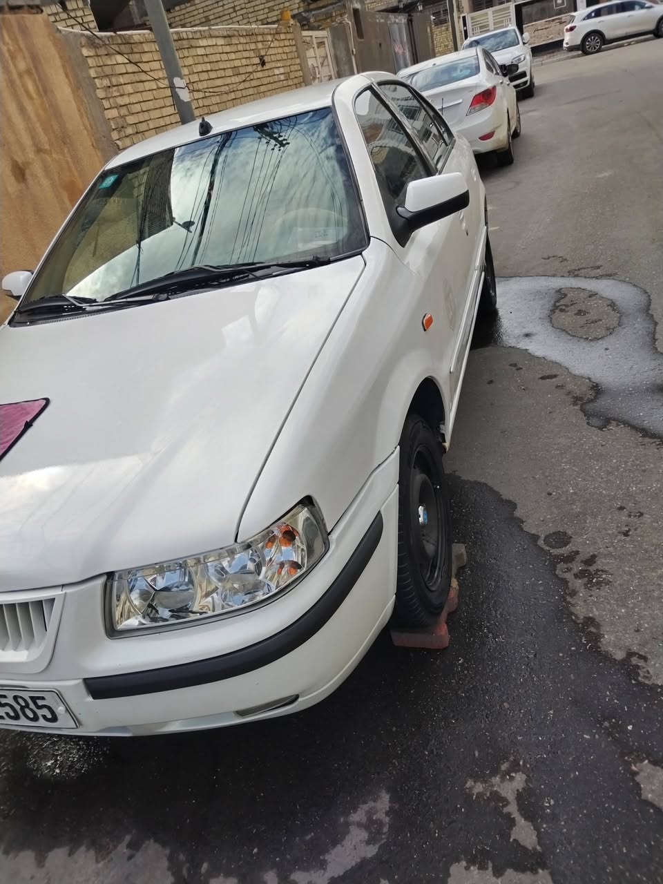 سمند للبيع موديل 2012 كهرباياتها كلها شغاله تخم تاير جديد حداديه جديده استوني سويتها سعرها 38 رقم انكليزي كربلاء سنويه 30 رقمي *********** الموشراي لا ايخبر رحمه الوالديكم
