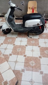 دراجة بوليس • طالع من حاوية • ناصرية مركز