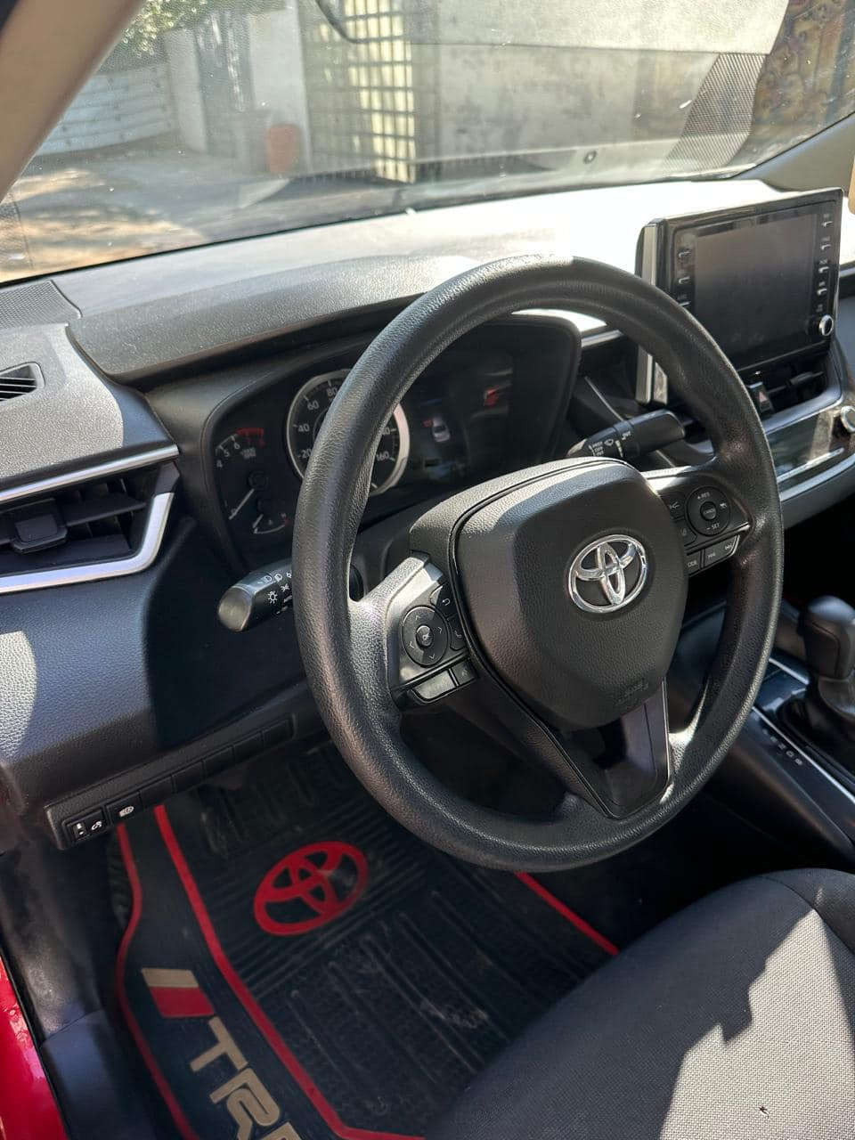 السلام عليكم 
كورلا 2020 أمريكي LE موصفات معروفه  معوقين بعدلها سنه وصير حره بيها فقط قطعتين صبغ بنيد وجاملغ عكس السايق وجاملغ الخلفي على كد شبر صبغ لا ايرباك ولا ضربه قويه رقم بغداد  عارضها ١٢٧ $ 
***********
