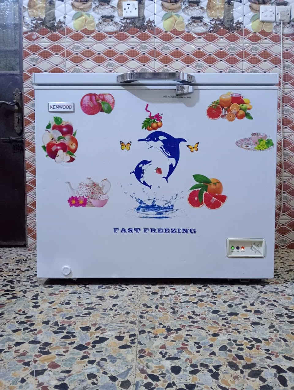 ثلاجة نضيفة شغاله 18 قدم السعر 180 مجمده نضيفة جدا 12 قدم السعر 180 الشراي خاص يوجد توصيل


**إذا كنت صاحب هذا الإعلان وتريد حذفه لأي سبب، رجاءا أرسل رسالة إلى الدعم الفني**