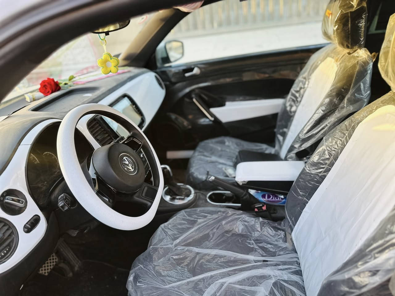 بسم الله الرحمن الرحيم
بيتل 2013 2500 رقم بغداد سنويه هزه جديده باسمي 
 بيه 4 قطع حادث امريكا بجم كبس 
فقط شخوط نصبغت 

لغد شواصي كير محرك مكفول
 مكاني حله 
ماشيه 107 
سعره 94 
***********
