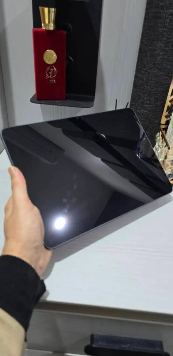 السلام عليكم شاومي باد 6s pro 
بدون ملحقات 
مكفول بس الكامره ماتتشغل 
السعر 225 قفلل 
مكاني بغداد


**إذا كنت صاحب هذا الإعلان وتريد حذفه لأي سبب، رجاءا أرسل رسالة إلى الدعم الفني**