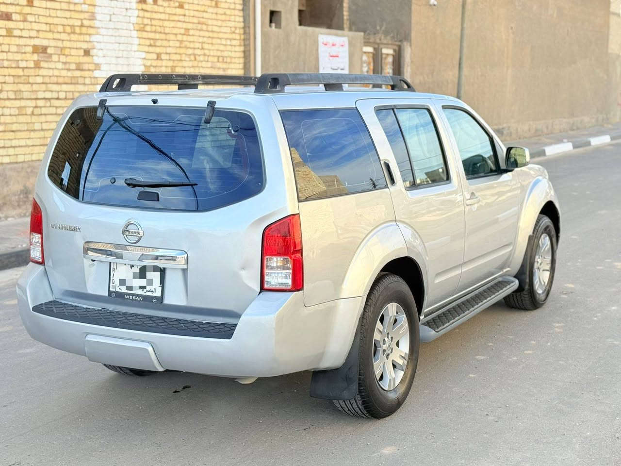 نيسان بافندر  2009  خليجي السعر 98  وبيها مجال رقم بصره مشروع وطني سنويه لل28 تحويل مباشر لاستفسار *********** مكاني كربلاء مواصفات دواخل بيجي 7 راكب تبريد خلفي فور ويل مثبت سرعه شاشه كامره محرك V6 سلندر 🚀 تبريد ❄️ تخم تاير جديد حداديه قبل 10 أيام شادها كله جديد السياره جاهزه اي نقص ما بيها السياره مكفوله من الضربه والتبديل بيها قطعتين صبغ اثر شخوط والباقي كفاله عامه (مكان السياره كربلاء )
