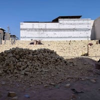 خلفة بناء متفرقة • اسعار مناسبة