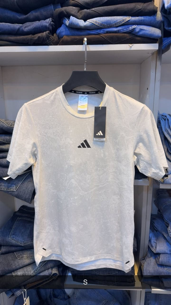 كسر تشيرت بالة سوبر كريمة 
قياسات داخل صورة العنوان الحرية شارع مختار


**إذا كنت صاحب هذا الإعلان وتريد حذفه لأي سبب، رجاءا أرسل رسالة إلى الدعم الفني**