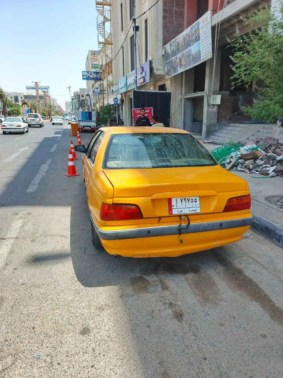 سلام عليك للبيع بيجو باص مويل 2018كير محرك خير من الله سياره ابيعهه كوم حديد اتكفلك في اصولياتهه ماتكفل لا بل بدي ولا محرك ولاكير ولا بل غرامات تبريد بس ليك فقط سياره شوفت عينك مستعجل عل بيعتهه عنوان لابله السعر 37وبيهه مجال لاستفسار آكثر ***********
