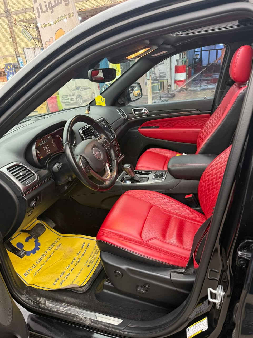السلام عليكم جيب اس 2022 فول مواصفات وكاله هارلم خليجي رقم اربيل 25 الف ميل السياره وكاله بيه ملاحضه بسيطه فقط السعر 390 وبيها مجال بسيط ***********

