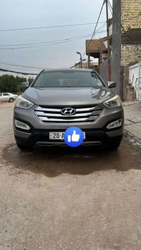 سنتافي للبيع مديل 2015 حادثها بامريكا شبر صبغ بقبق الجنطه بس  بجم كبس ...