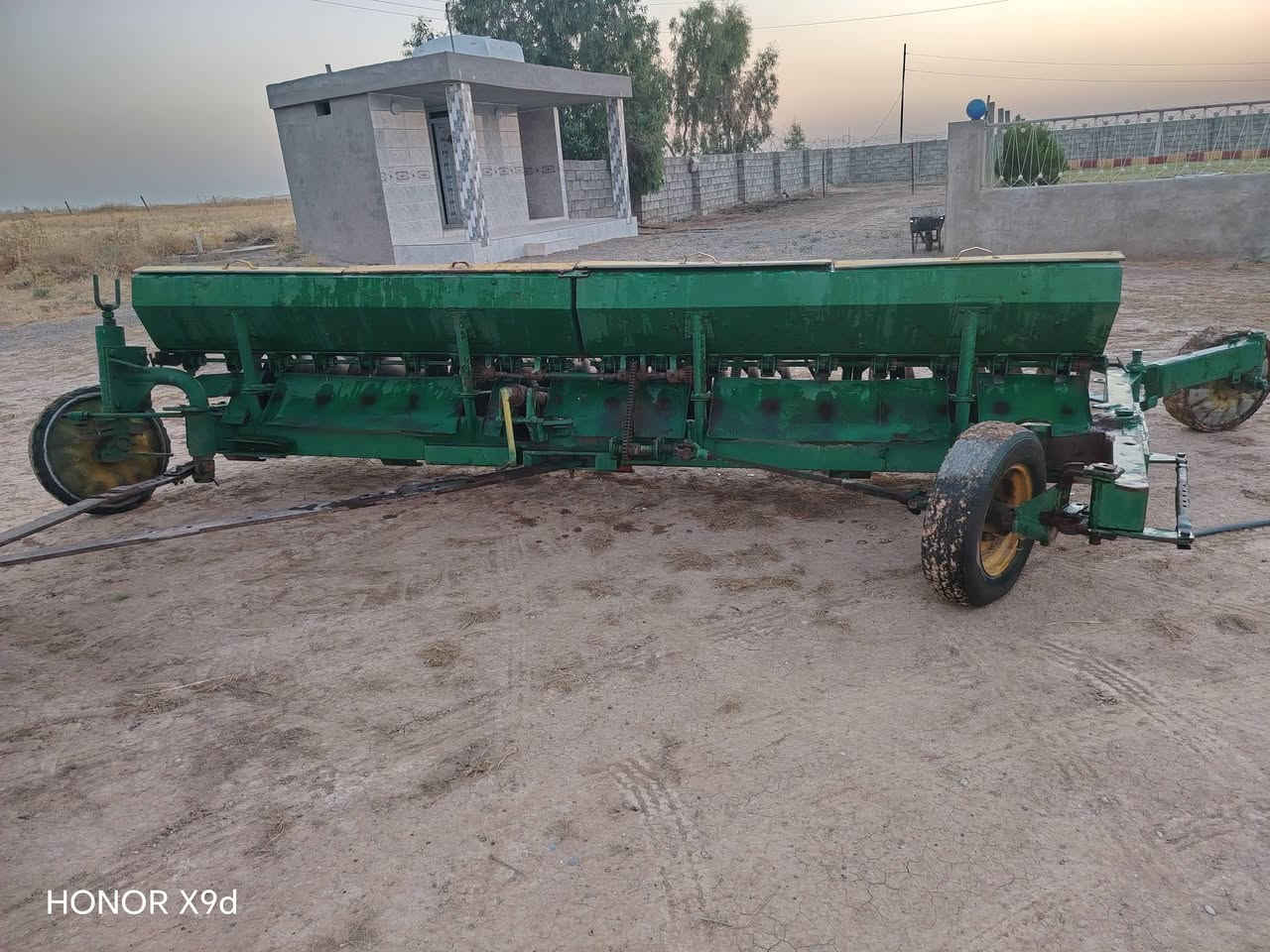 بذاره 24 صاج للبيع
المكان جنوب الموصل
السعر خمس ملاين
***********
