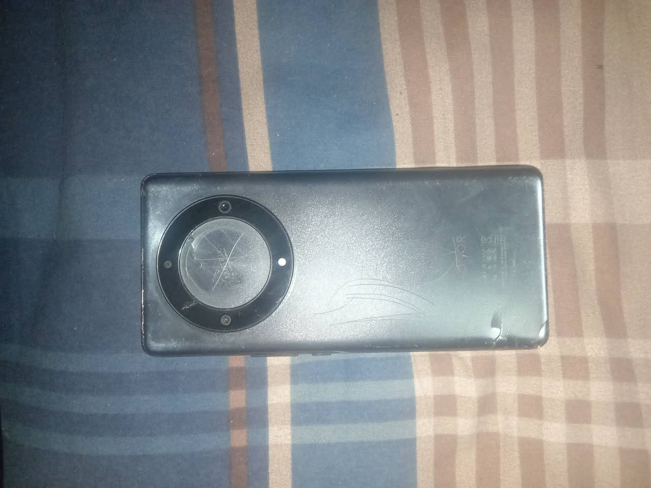 السلام عليكم مبايل Honor x9a g5 للبيع مثل ما موضع ب صور شاشه مضروبه ضربه خفيفه وصاير نقطه سوده ممأثر ع لمس ابد وخط خفيف حيل ب الانحناء مال شاشه هم ممبين والغلاف لخلفي مثل ما موضح شخوط وبيه فطر مدري كسر مو قوي ليجوه  ولجهاز ابد ممفتوح وفول سلاسه  ما وياه اي ملحقات وباقي تفاصيله ب صور اليريده يدخلي خاص وبخدمته مكاني بغداد بلديات


**إذا كنت صاحب هذا الإعلان وتريد حذفه لأي سبب، رجاءا أرسل رسالة إلى الدعم الفني**