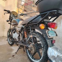 دراجه بوكسر هنديه للبيع أوراق وكيلها سيد خلدون السعر 900وبيها  مجال ال...