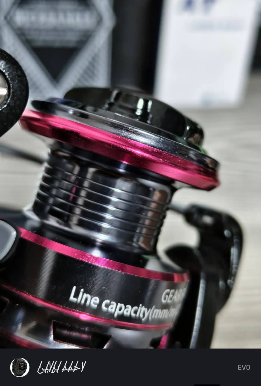 يا الله عيني مكينة حجم 2الفين بهاذة الشكل جديد غير مستخدم عندك يدة حديد اكلاص حديد يدة يمنة ويسرة سعر المكينة 13الف شامل اجور التوصيل ***********
