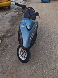 للبيع 400 وبيها مجال 07744444030