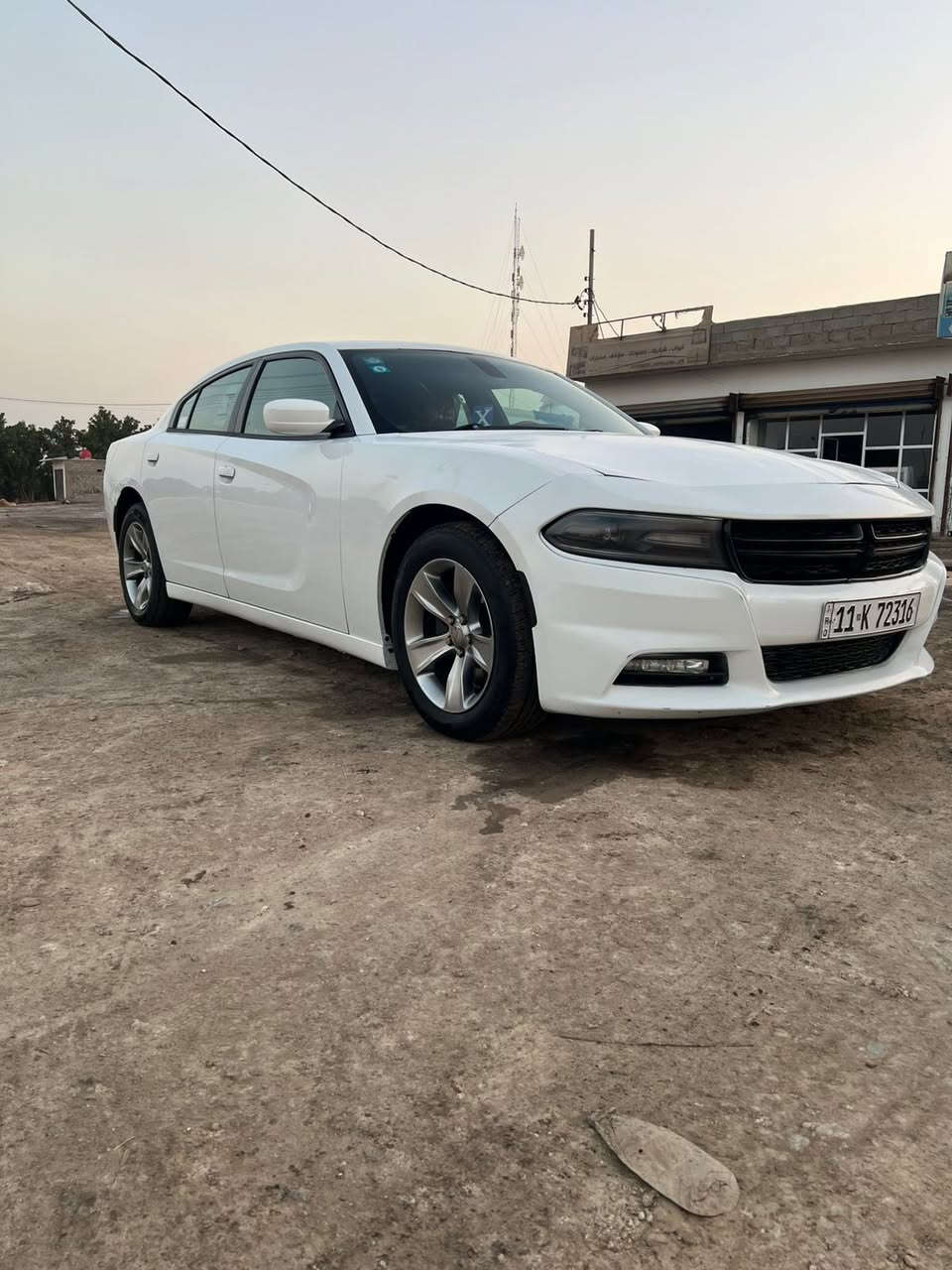 السلام عليكم دوج جارجرsxt موديل 2016 وارد امريكي محرك 6 سلندر حادث بجم وبيها صبغ رقم بغداد بئسمي السعر 175 مكان البصرة 
***********
