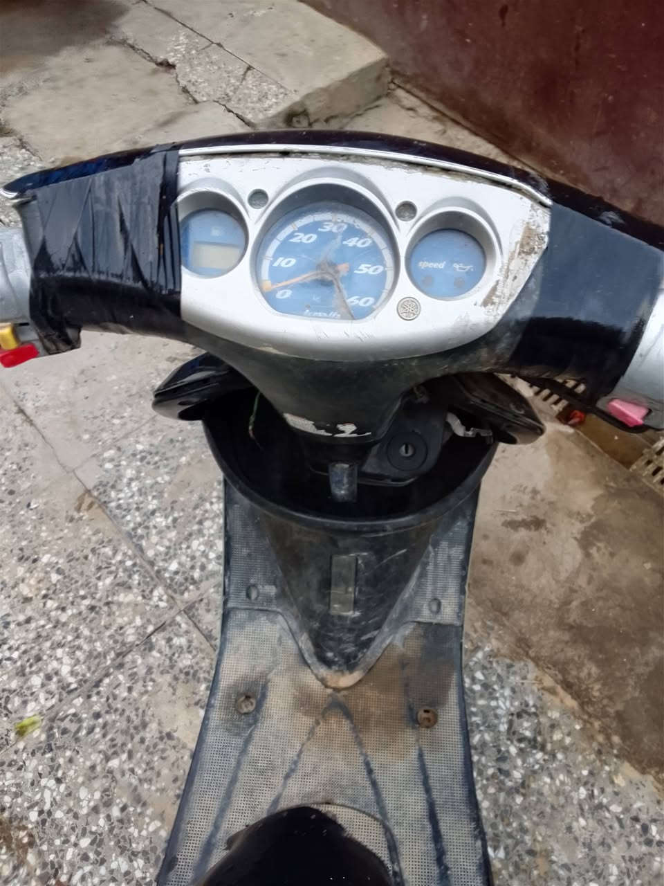 دراجه حجم ستين للبيع سعرها 150بيها مجال مثل مشوفون دراجه علا وضحه نضيفه سائله نفسه مكاني بغداد الغزالية
رقمي اثير ***********بي واتس 
رقمي كورك ***********
