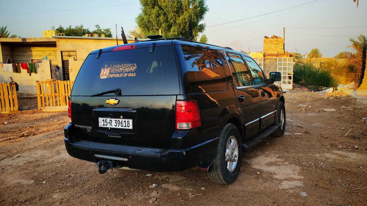 سلام عليكم فورد اكسبدشن محرك 8 كير تعليك ضربتها باب خلفي السايق بس صبغ مامبدل السياره خير من الله كامله من كل النواحي بسمي شرط التحويل اذا مايحول مابيع مكان بغداد حسر الفرنسي
***********
وات ساب***********
