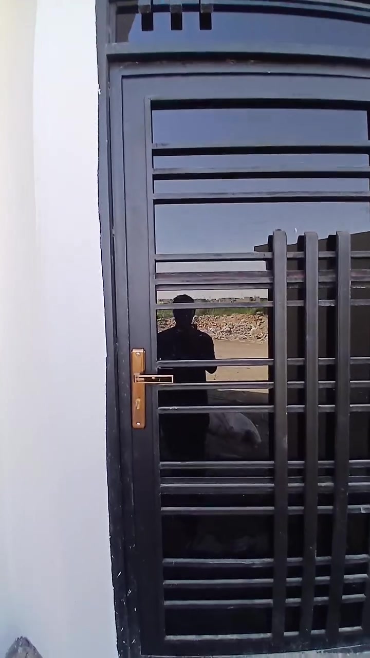 .... السلام عليكم....
للبيع مشتملات 2 طبك 

طابو صرف مساحة كل مشتمل 125 م
طابقين بناء حجر قيد الانشاء تسليم جاهز 

شارع 15 متر بطحي
يحتو على استقبال صاله مطبخ غرف نوم 1
 صحيات داخل وخارج

الطابق الثاني غرف نوم عدد 2 حمام سطح 

للاستفسار 
***********

 يتوفر لدينا عروض حسب الطلب في جميع مناطق الرمادي 
لانتعامل بالتعليقات
