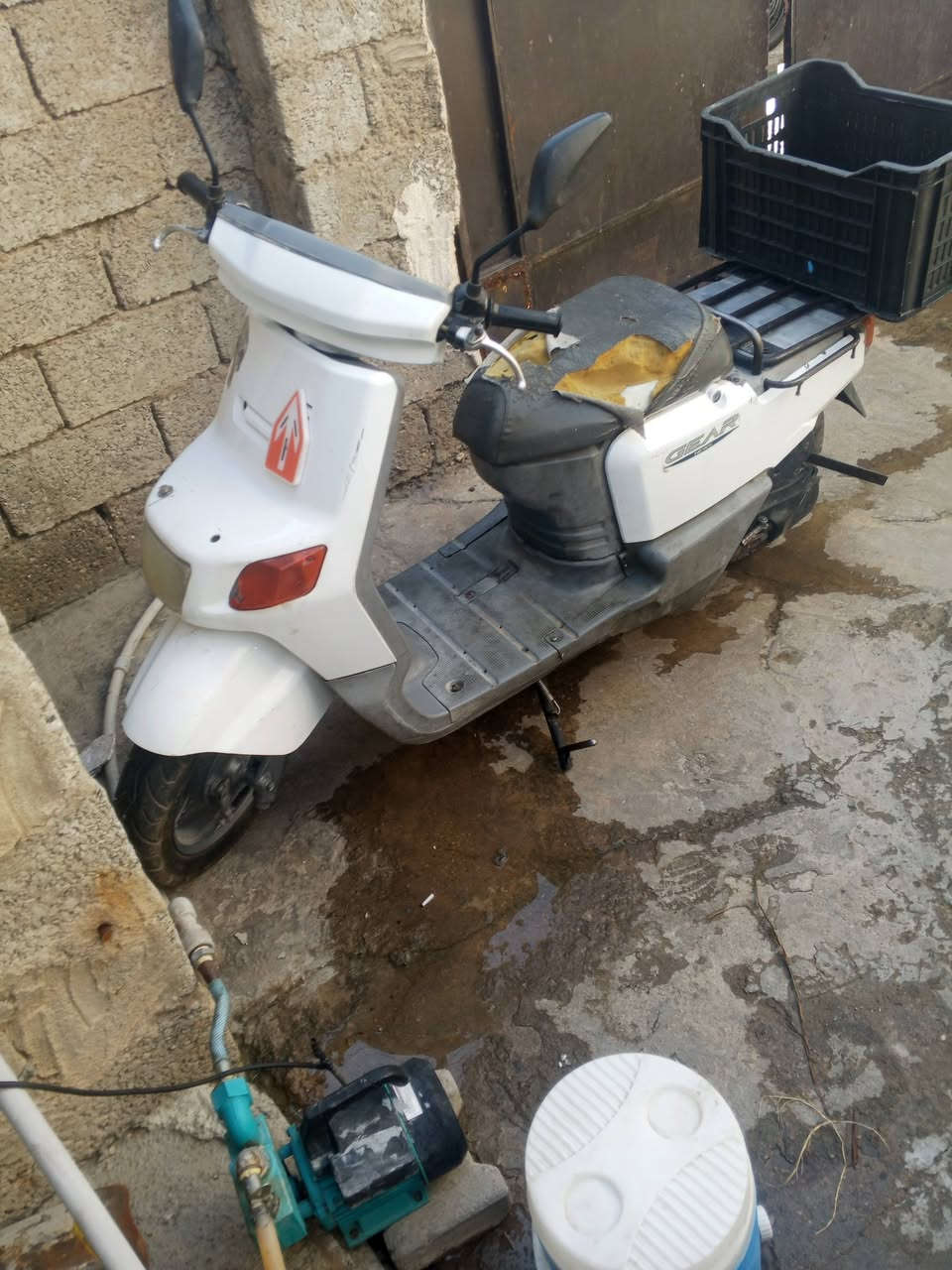 ماطور نظيف جدا محرك ما مفتوح بلادي السعر 350,000 ومجال قليل
***********
